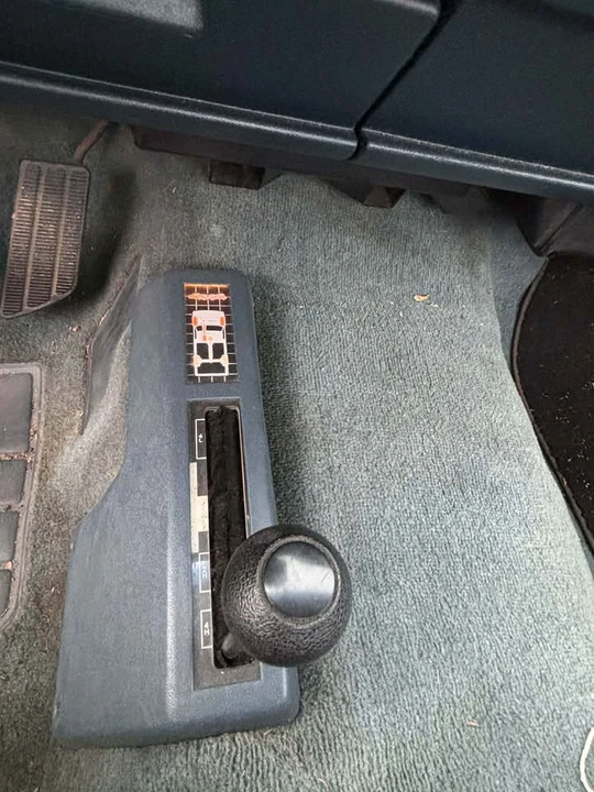 1993 GMC Sierra 1st Gen - Image 5 of 9