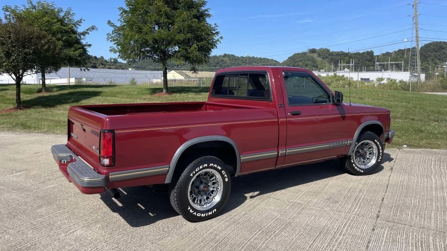 1993 GMC S-15/Sonoma - Image 2 of 15