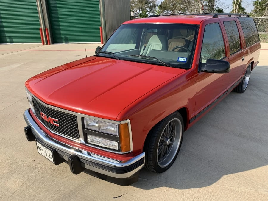 1993 GMC Suburban 8th Gen - Image 17 of 31