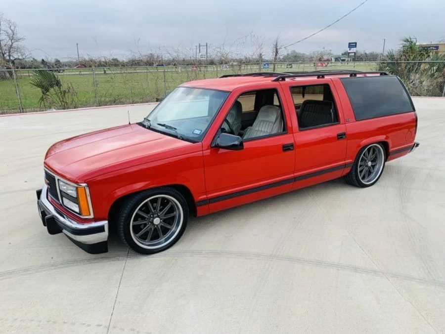 1993 GMC Suburban 8th Gen - Image 28 of 31