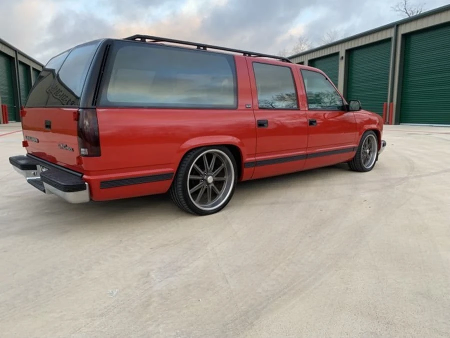 1993 GMC Suburban 8th Gen - Image 15 of 31