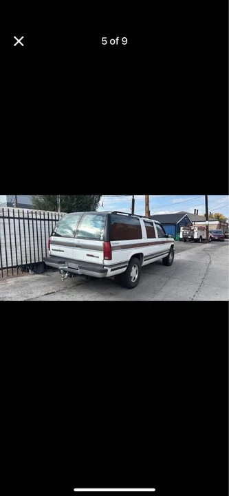 1993 GMC Suburban 8th Gen - Image 4 of 6