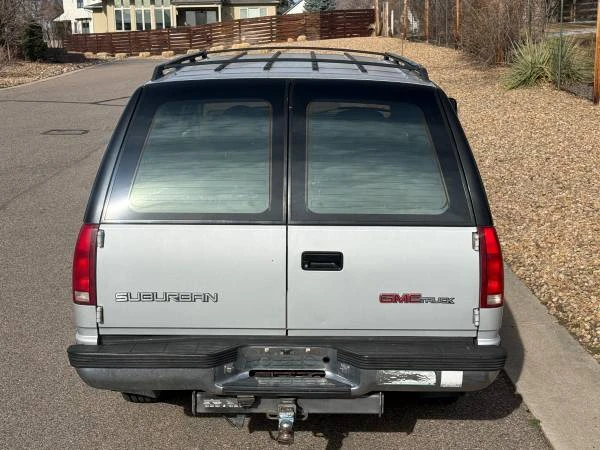 1993 GMC Suburban 7th Gen - Image 6 of 21