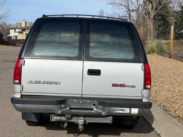 1993 GMC Suburban 7th Gen - Image 7 of 21