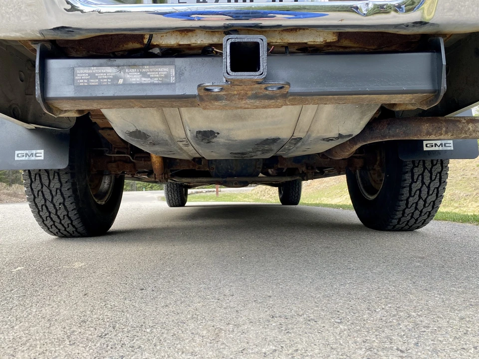1993 GMC Suburban 8th Gen - Image 31 of 31