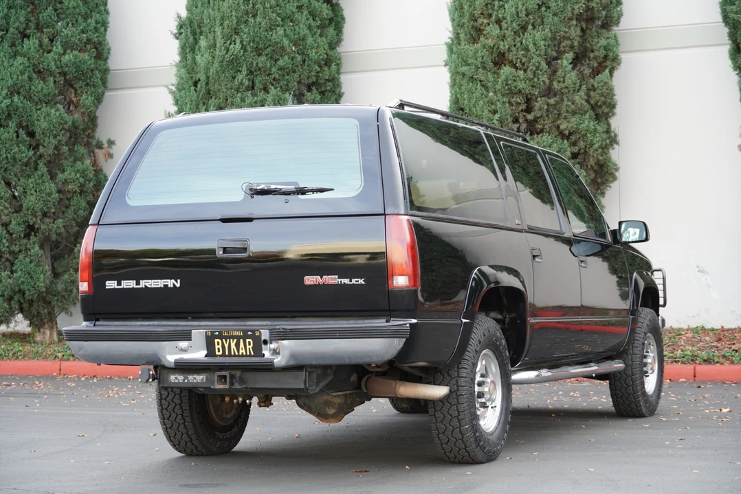 1993 GMC Suburban 8th Gen - Image 29 of 31