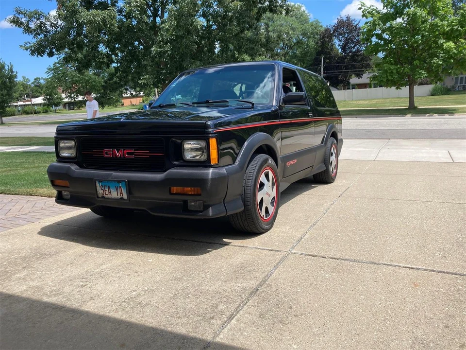 1993 GMC Syclone - Image 3 of 13