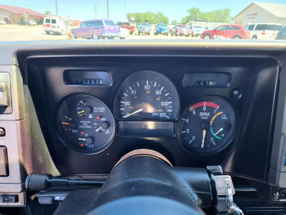 1993 GMC S-15 Jimmy 1st Gen - Image 14 of 31