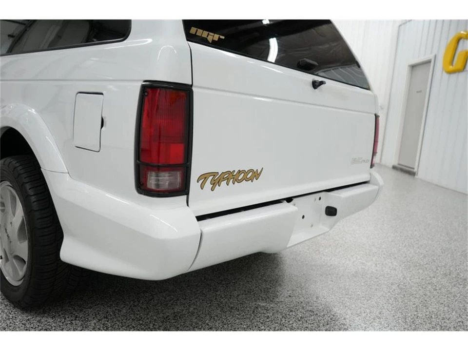 1993 GMC Syclone - Image 9 of 31