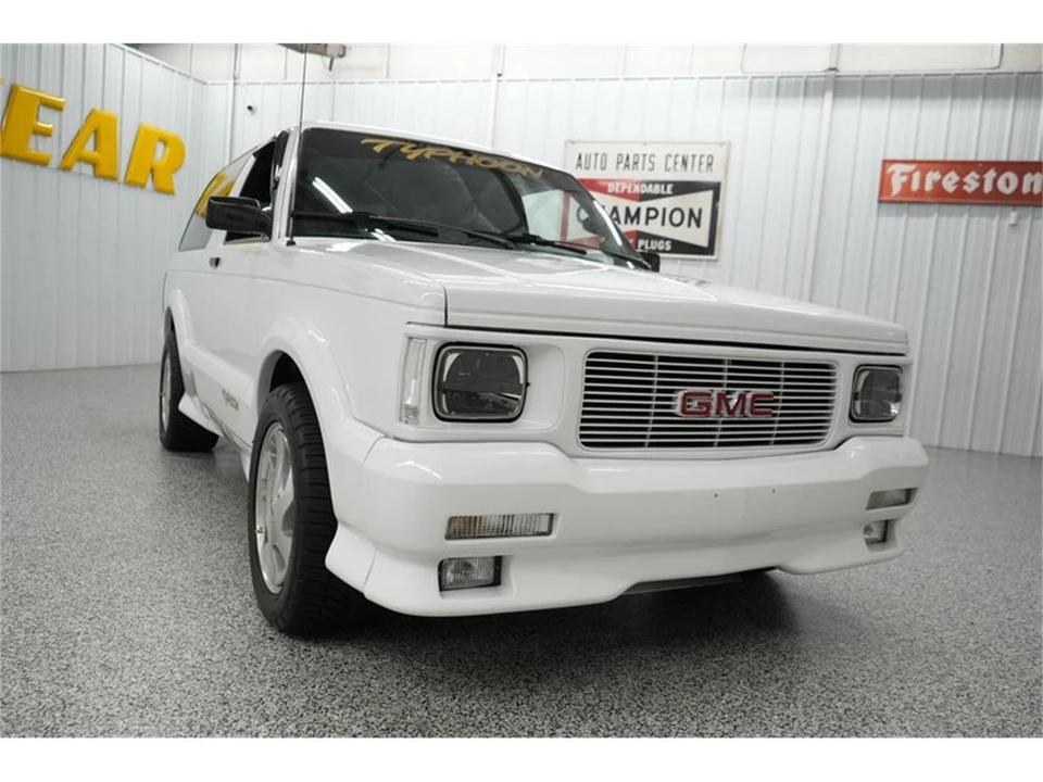 1993 GMC Syclone - Image 22 of 31