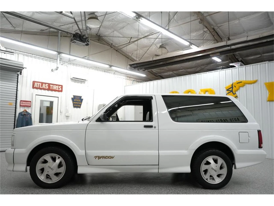 1993 GMC Syclone - Image 6 of 31
