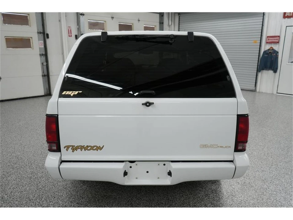 1993 GMC Syclone - Image 11 of 31