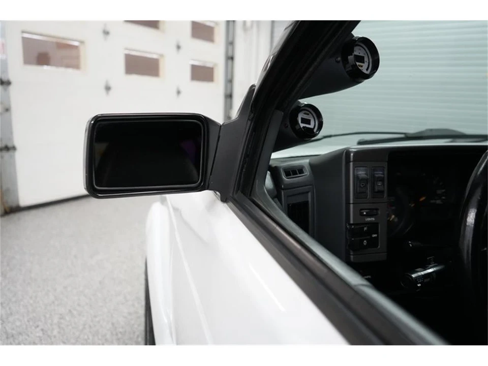 1993 GMC Syclone - Image 31 of 31