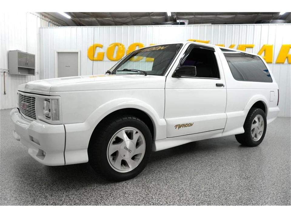 1993 GMC Syclone - Image 4 of 31
