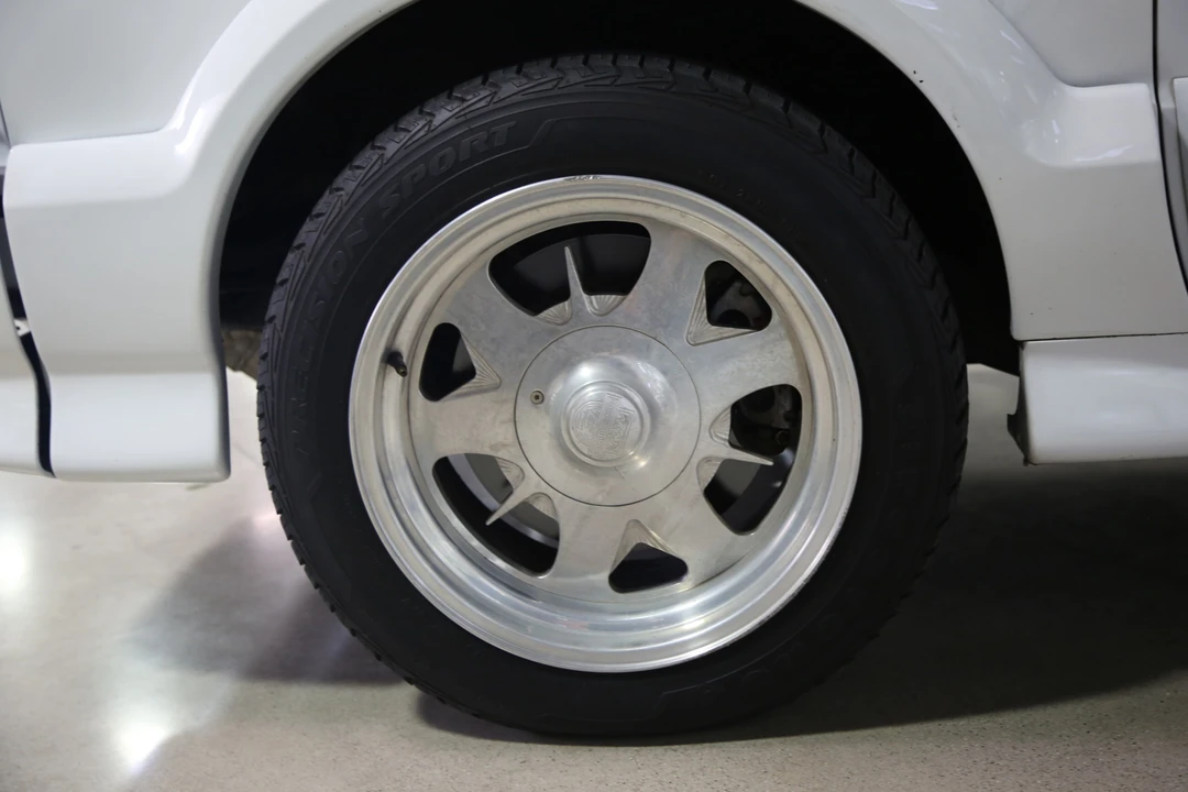 1993 GMC S-15 Jimmy 1st Gen - Image 11 of 31