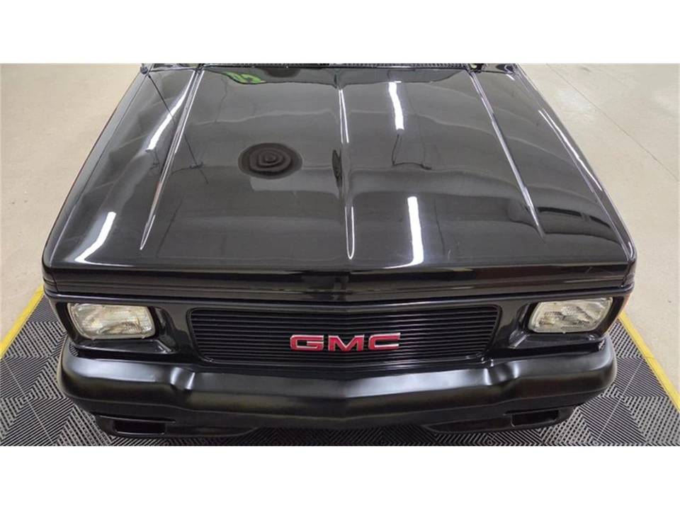 1993 GMC Syclone - Image 11 of 31
