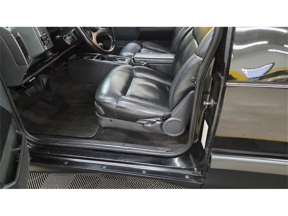 1993 GMC Syclone - Image 22 of 31