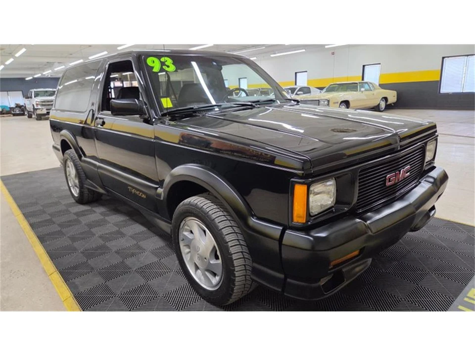 1993 GMC Syclone - Image 3 of 31