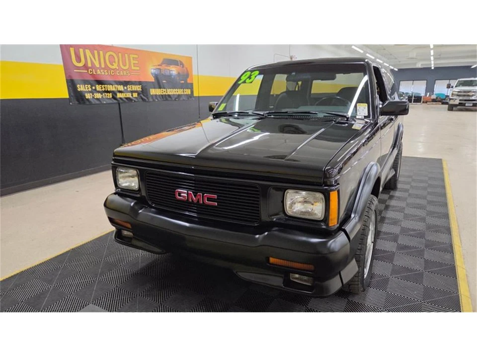 1993 GMC Syclone - Image 10 of 31
