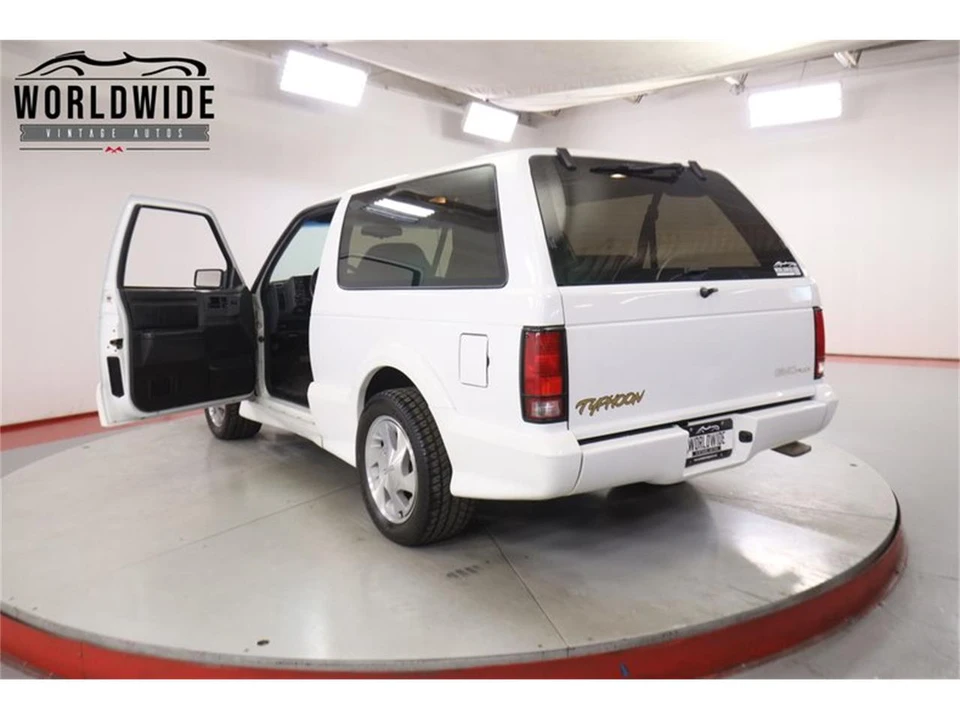 1993 GMC Syclone - Image 24 of 31