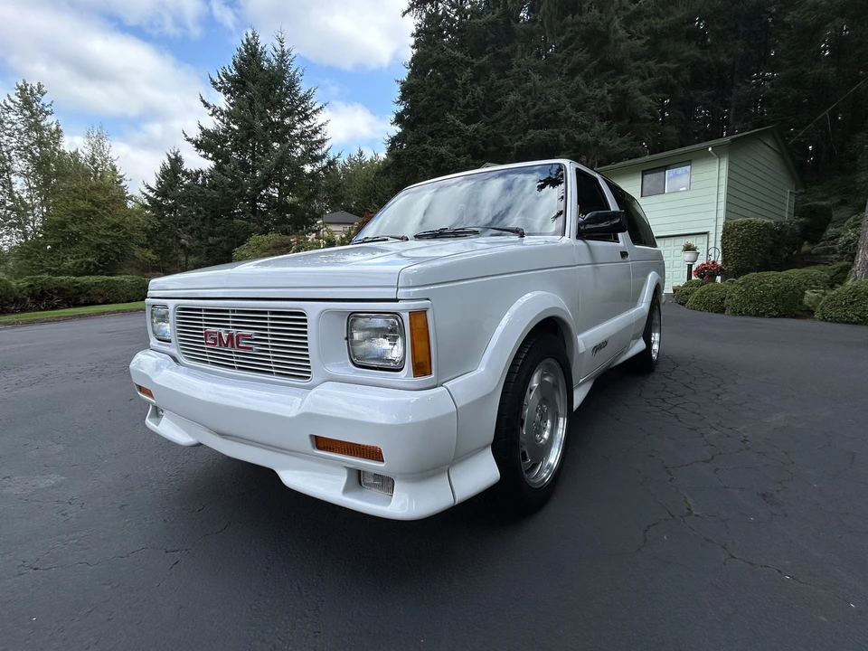 1993 GMC S-15 Jimmy 1st Gen - Image 5 of 31