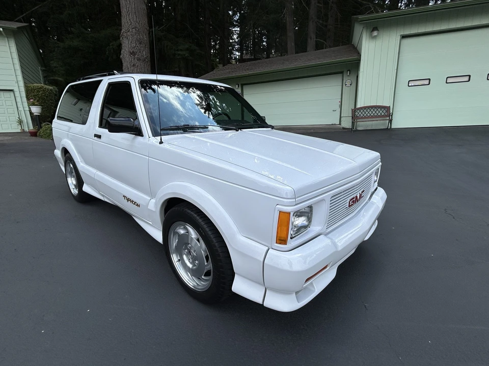 1993 GMC S-15 Jimmy 1st Gen - Image 2 of 31