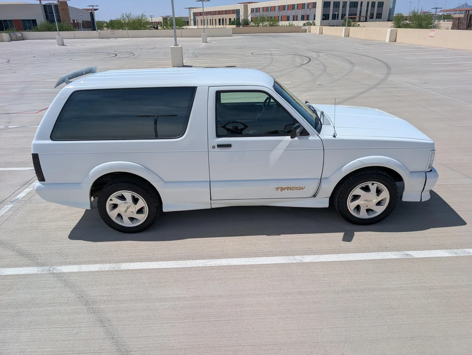 1993 GMC - Image 18 of 31