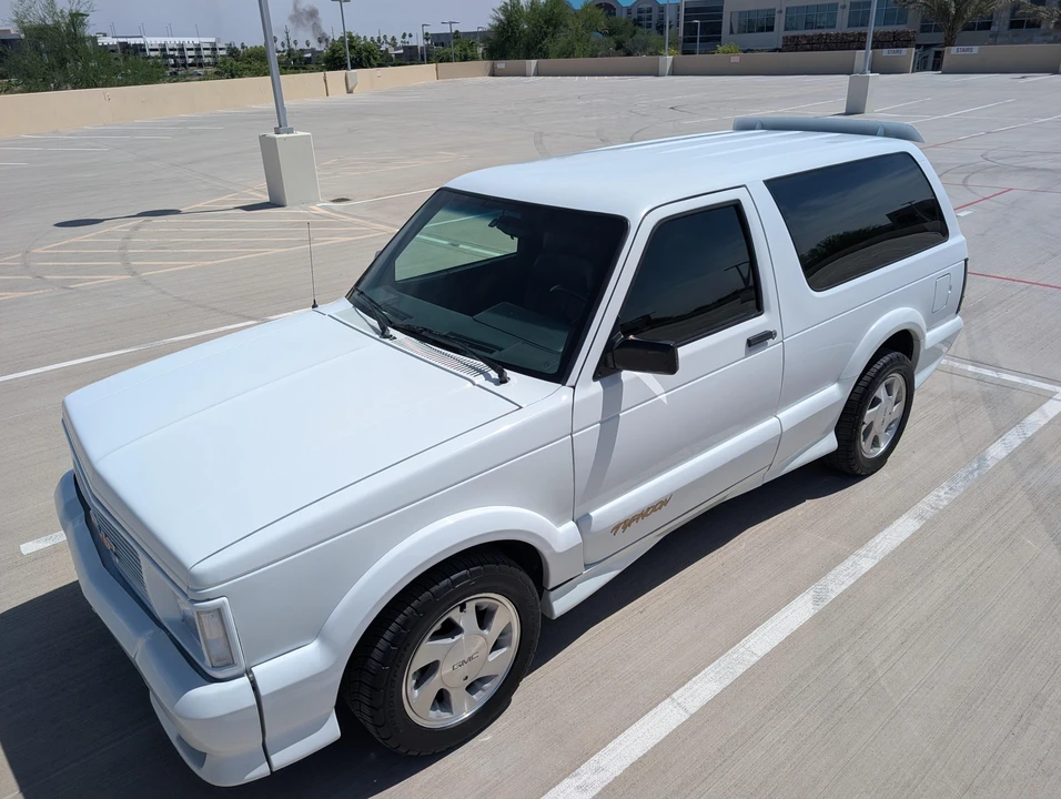 1993 GMC - Image 7 of 31