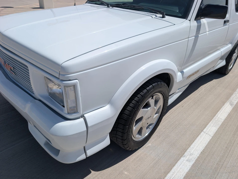 1993 GMC - Image 29 of 31