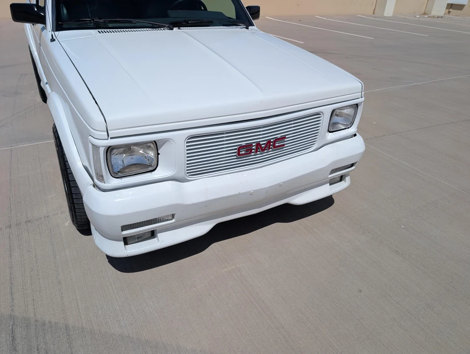 1993 GMC - Image 24 of 31