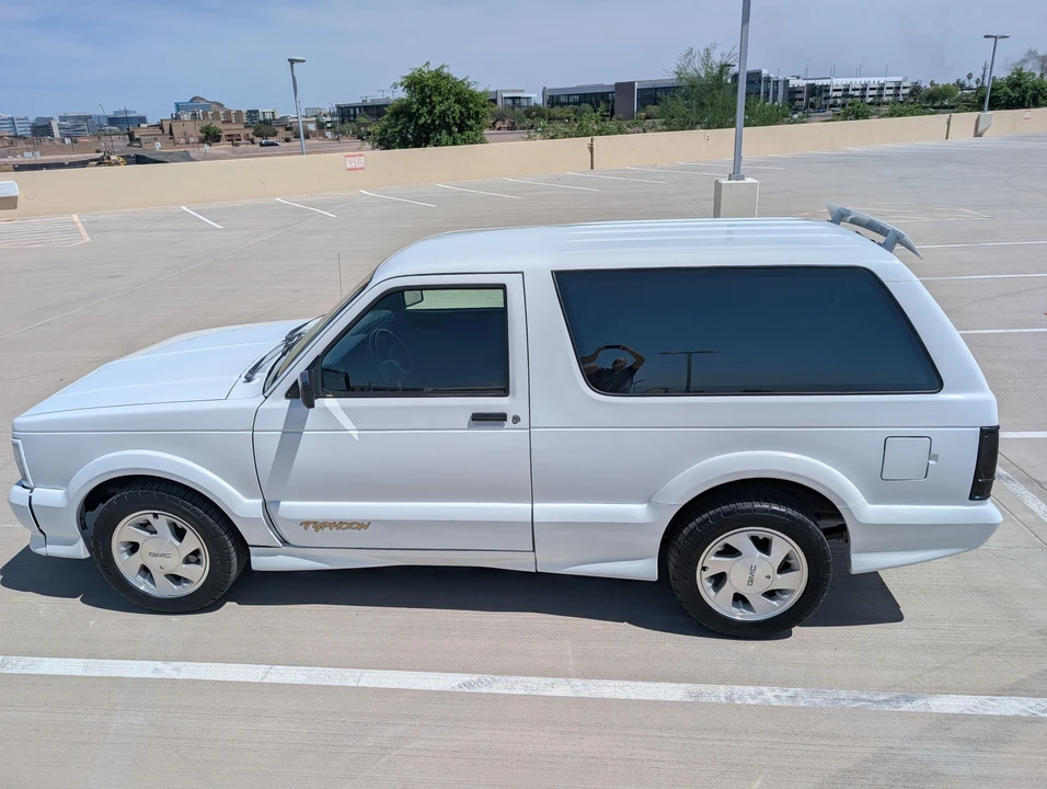 1993 GMC - Image 10 of 31