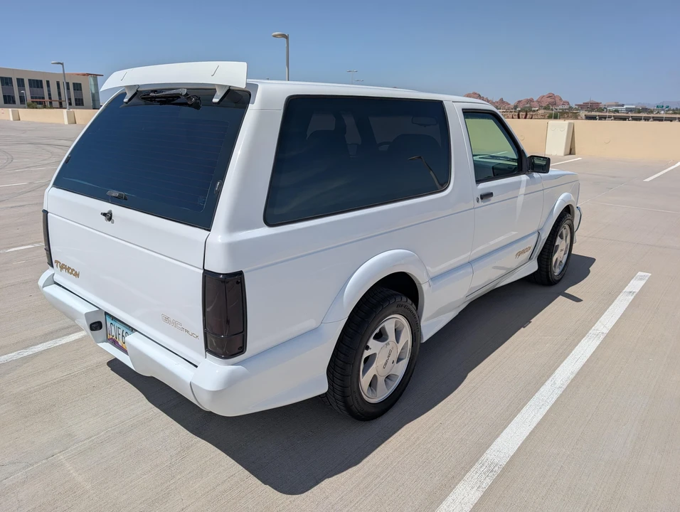 1993 GMC - Image 16 of 31
