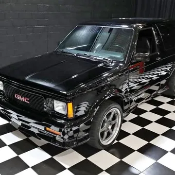 1993 GMC Typhoon