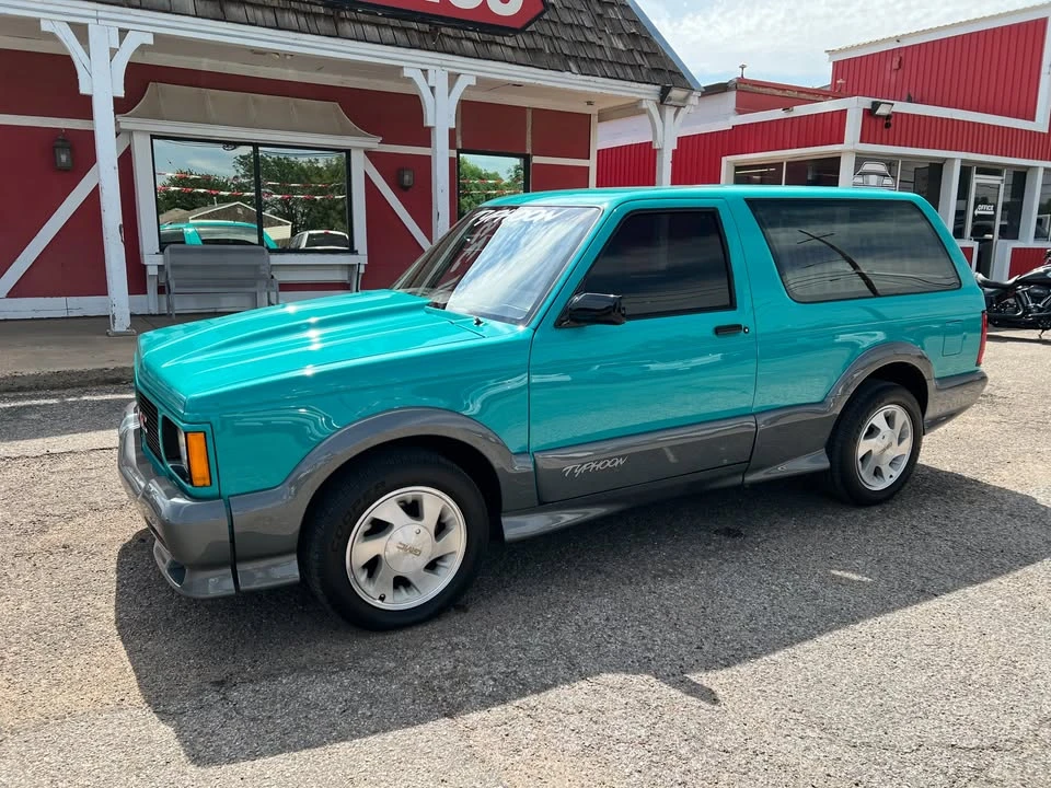 1993 GMC Syclone - Image 2 of 18