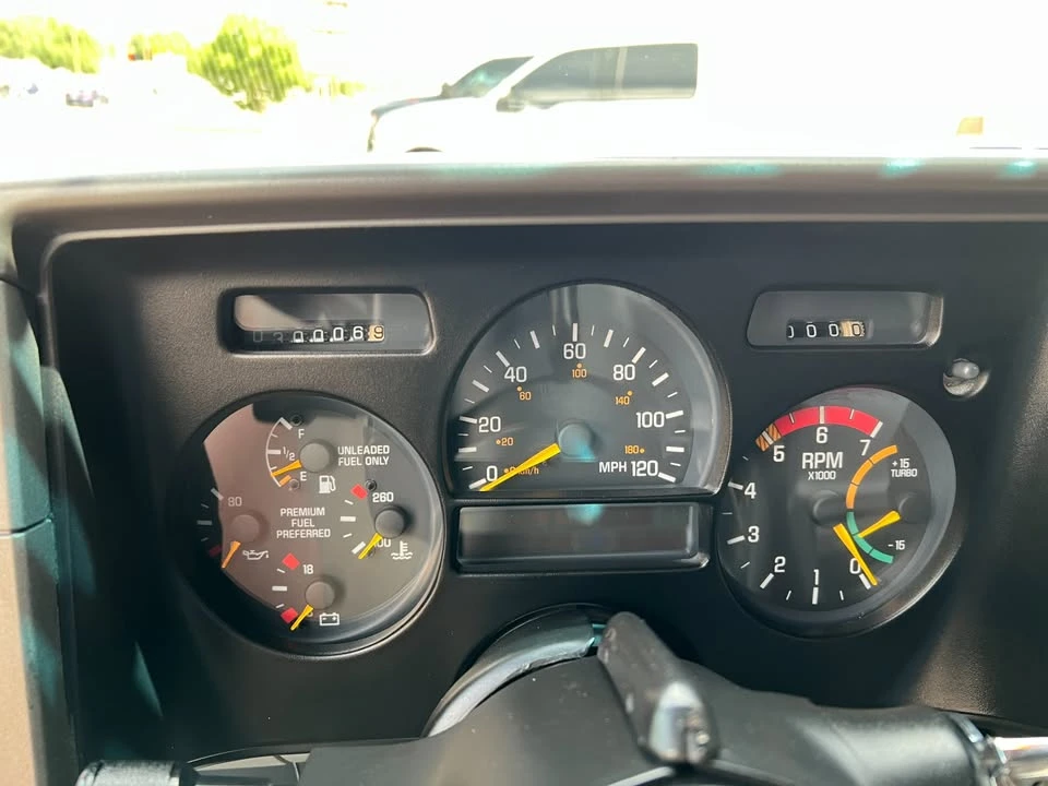1993 GMC Syclone - Image 13 of 18