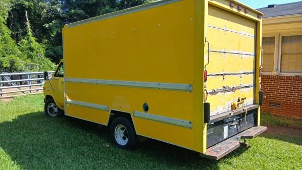 1993 GMC G-series Van - Image 4 of 10