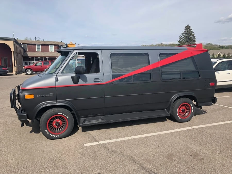 1993 GMC G-series Van - Image 2 of 12