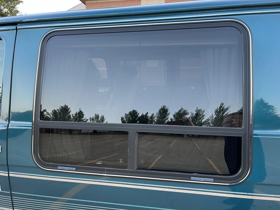 1993 GMC G-series Van - Image 31 of 31