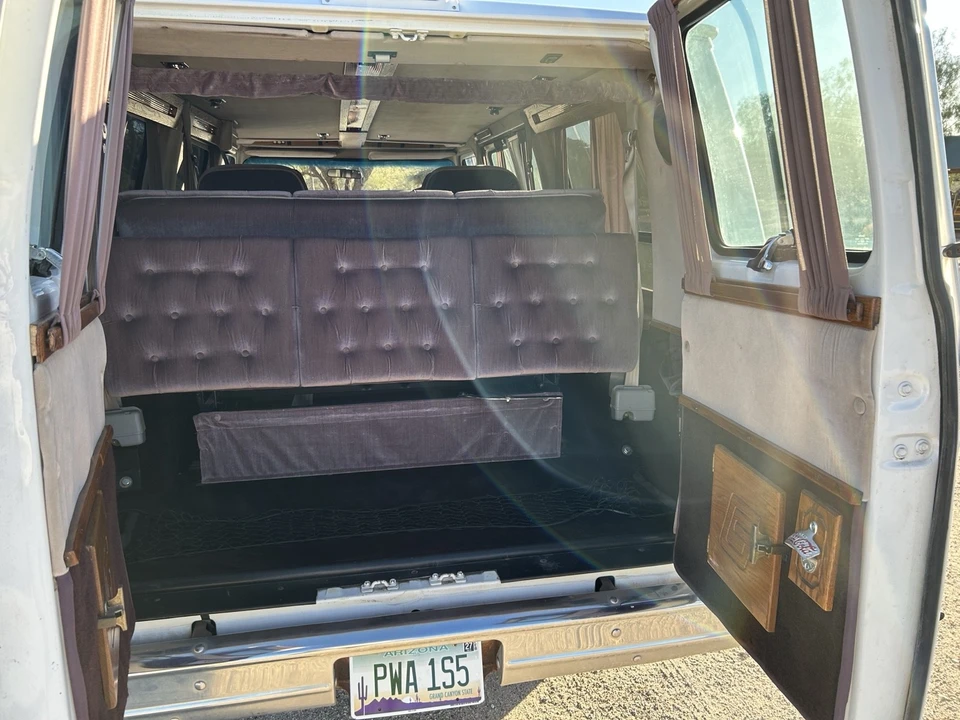 1993 GMC G-series Van - Image 6 of 19