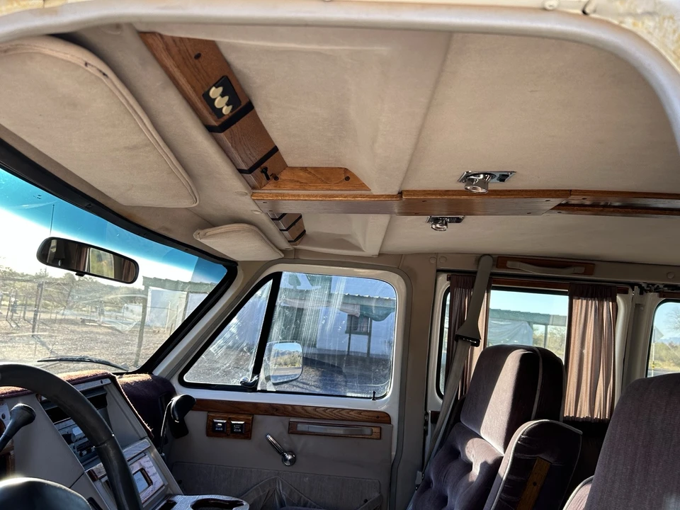 1993 GMC G-series Van - Image 13 of 19