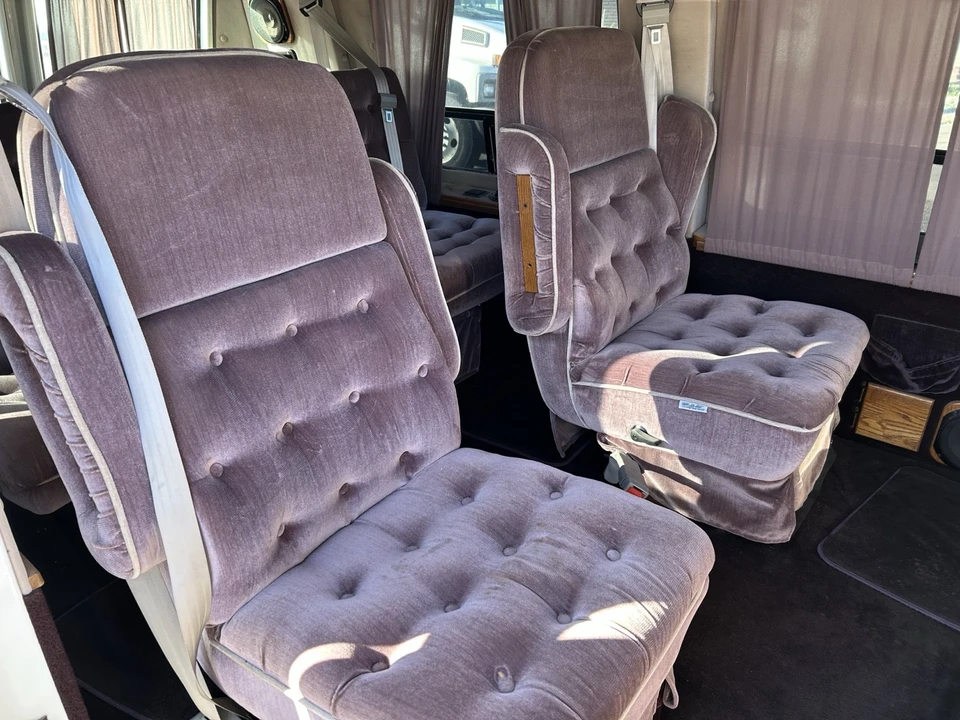 1993 GMC G-series Van - Image 7 of 13