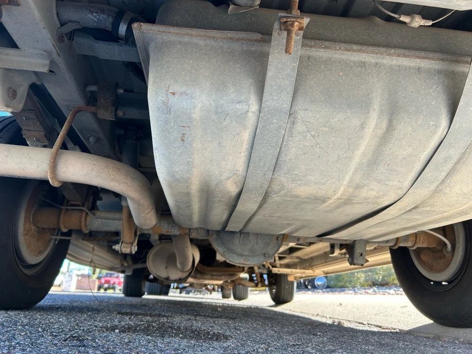 1993 GMC G-series Van - Image 11 of 13