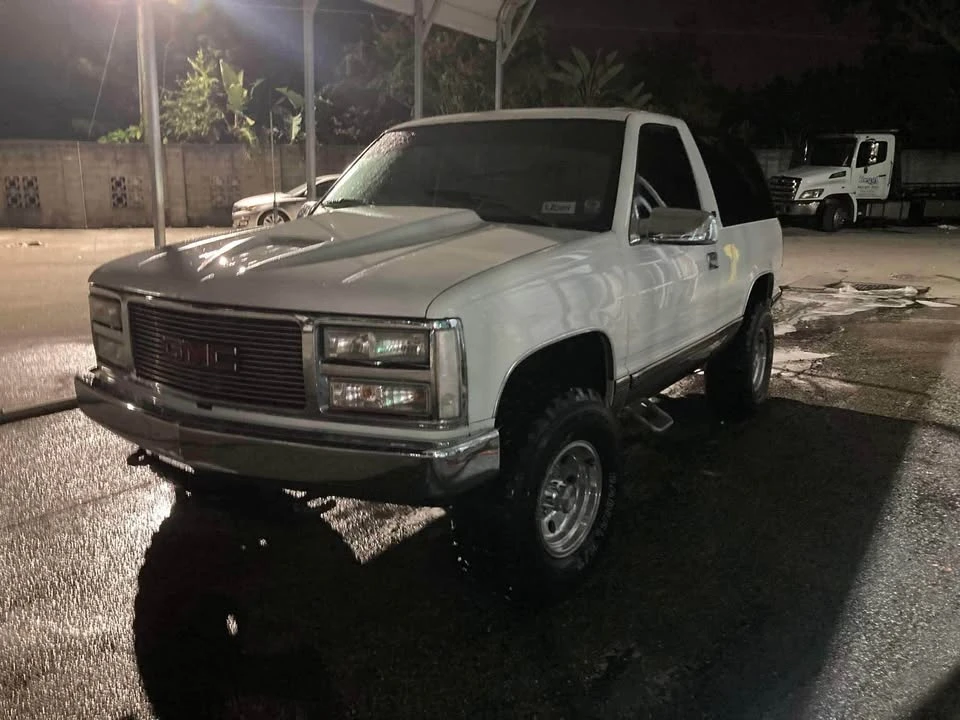 1993 GMC Yukon - Image 4 of 9