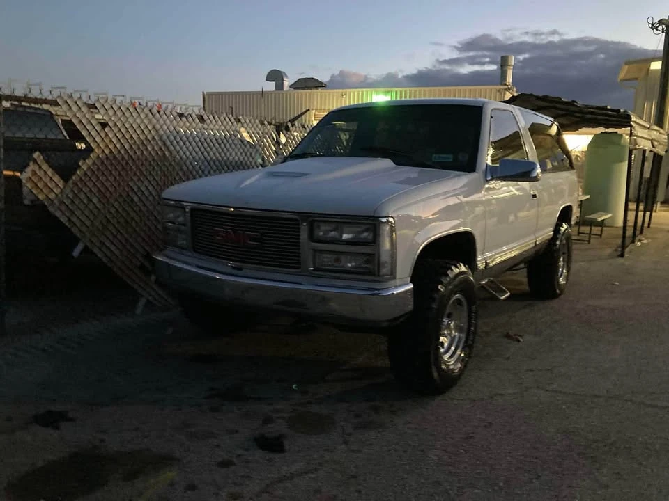 1993 GMC Yukon - Image 9 of 9