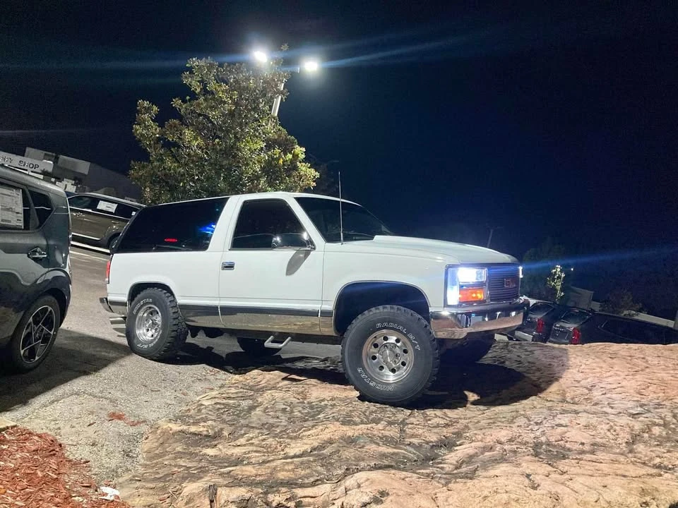 1993 GMC Yukon - Image 8 of 9