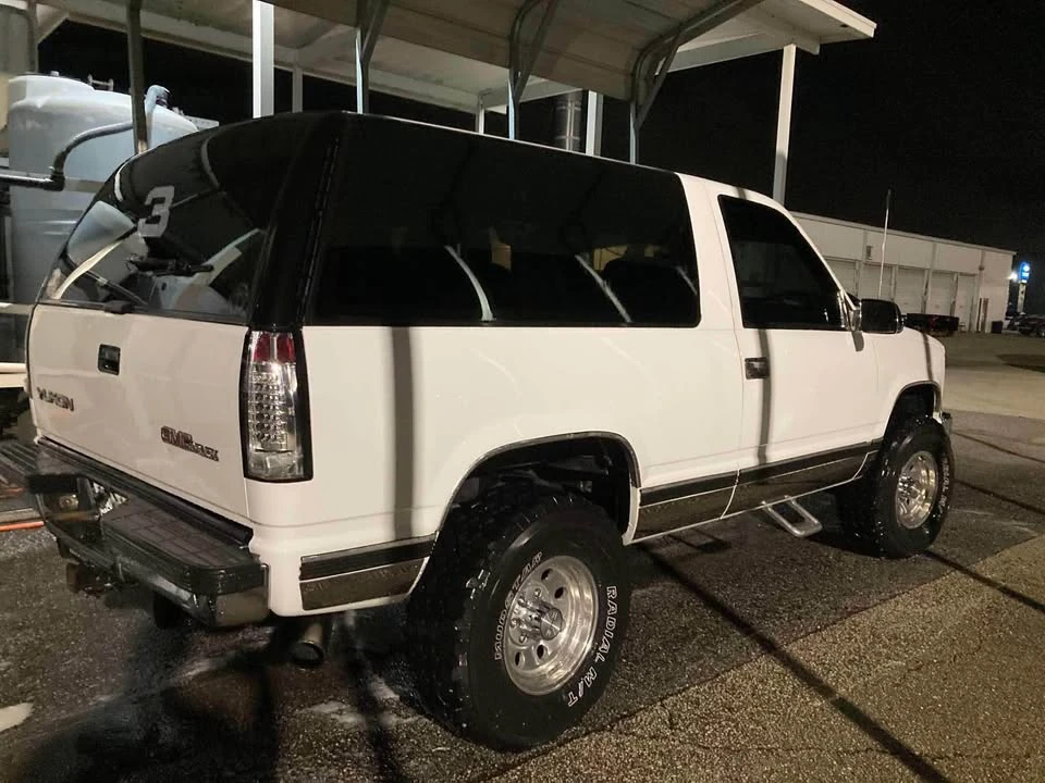 1993 GMC Yukon - Image 3 of 9
