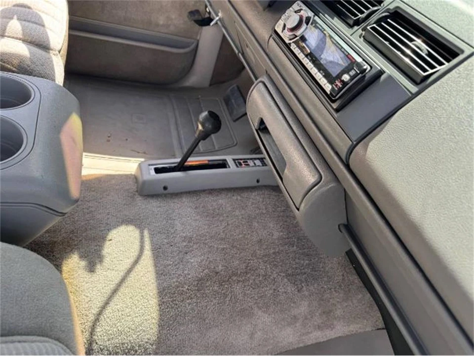 1993 GMC Yukon - Image 3 of 14