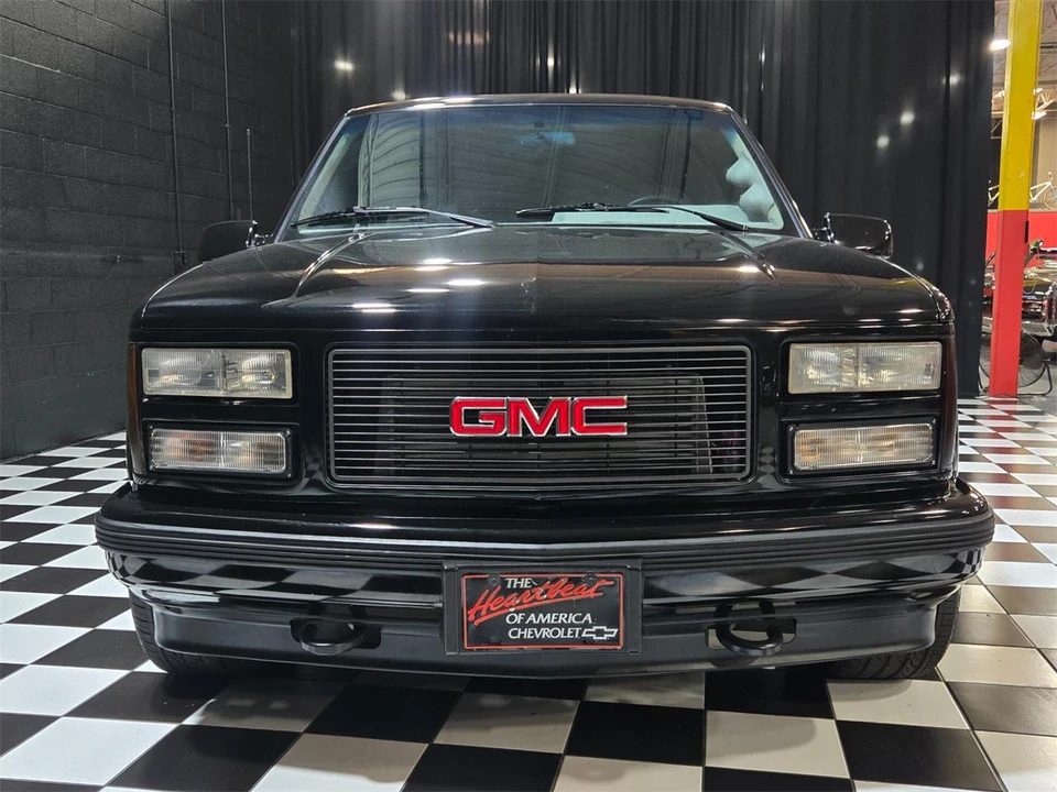 1993 GMC Yukon - Image 7 of 31