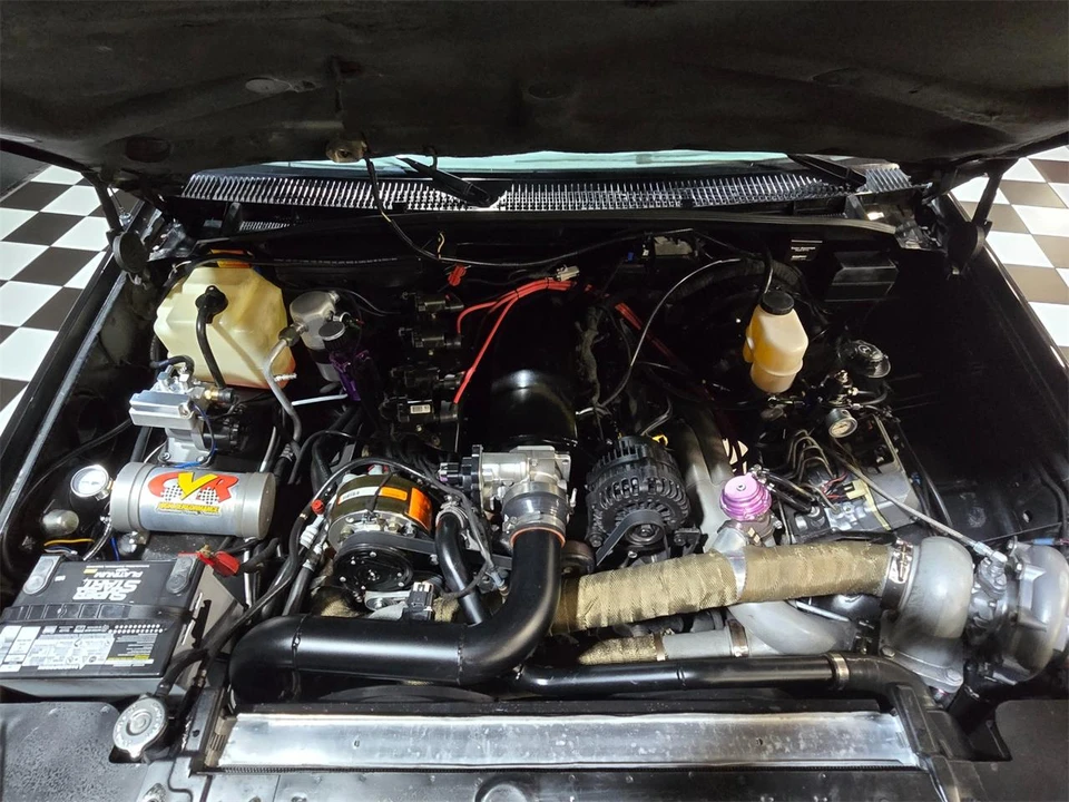 1993 GMC Yukon - Image 4 of 31