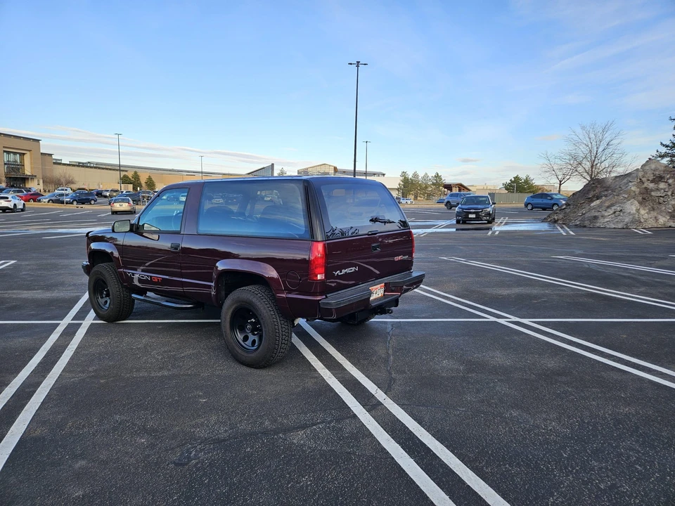 1993 GMC Yukon 1st Gen - Image 8 of 31